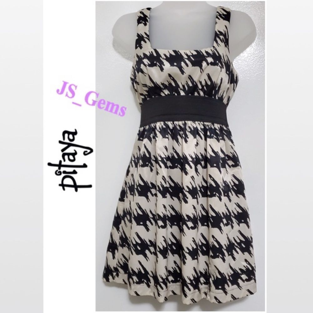 Vintage Pitaya Dress Small Womens Black White VTG